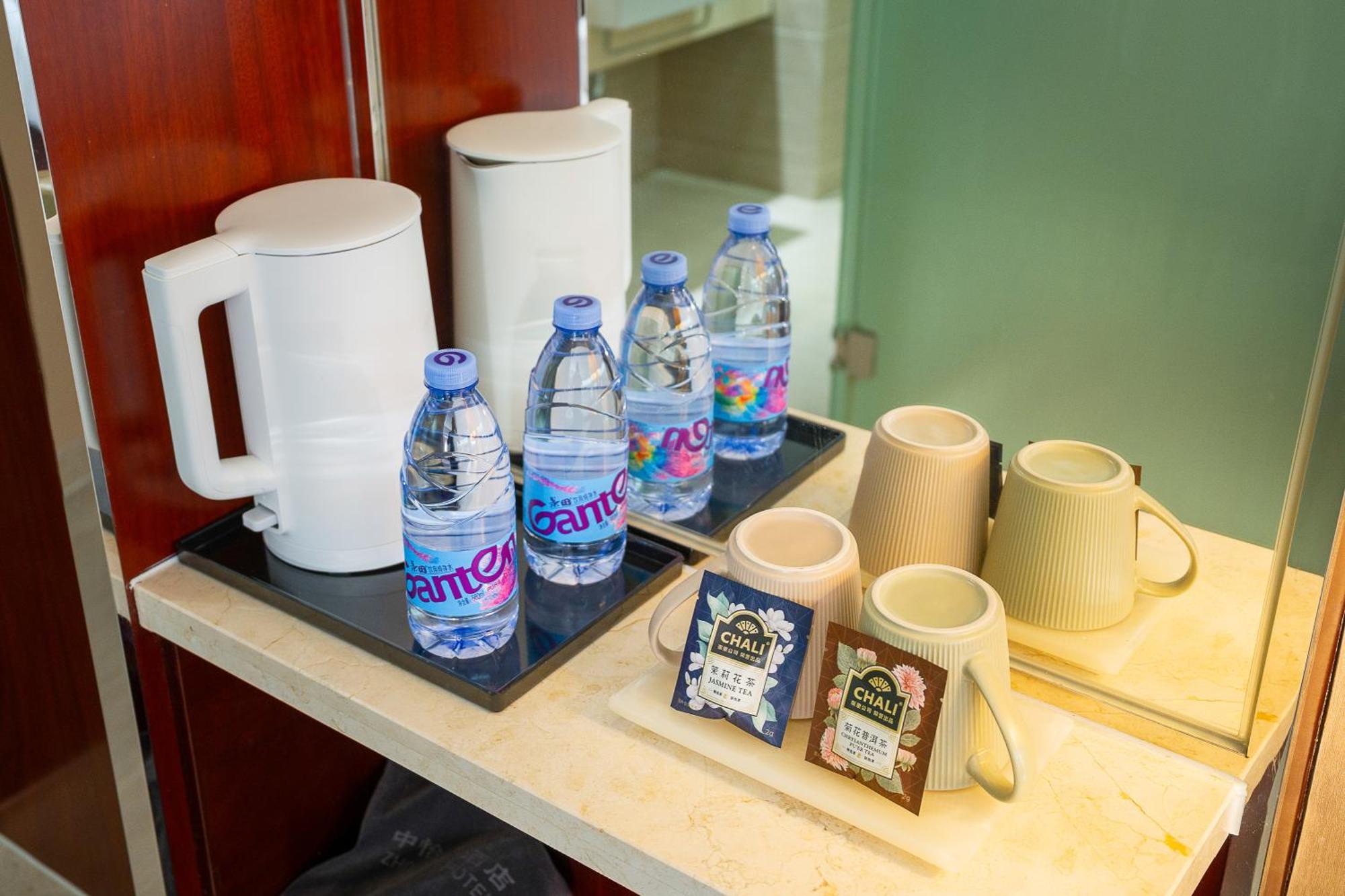 Zhongyi Hotel - Guangzhou Feixiang Park Metro Station Wanda Plaza 외부 사진